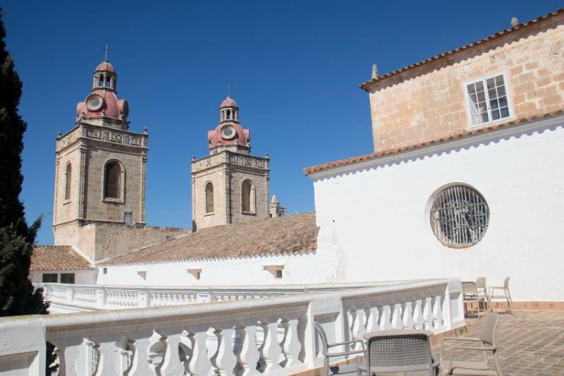 Grupoandria El Claustre De Ciutadella - Hospederia Hostel Exterior photo